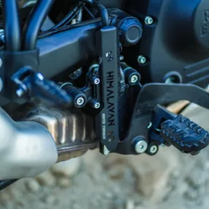 Защита тормозного цилиндра чёрная Moto Torque Himalayan 450