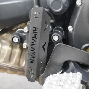 Защита заднего тормозного цилиндра Carbon Racing